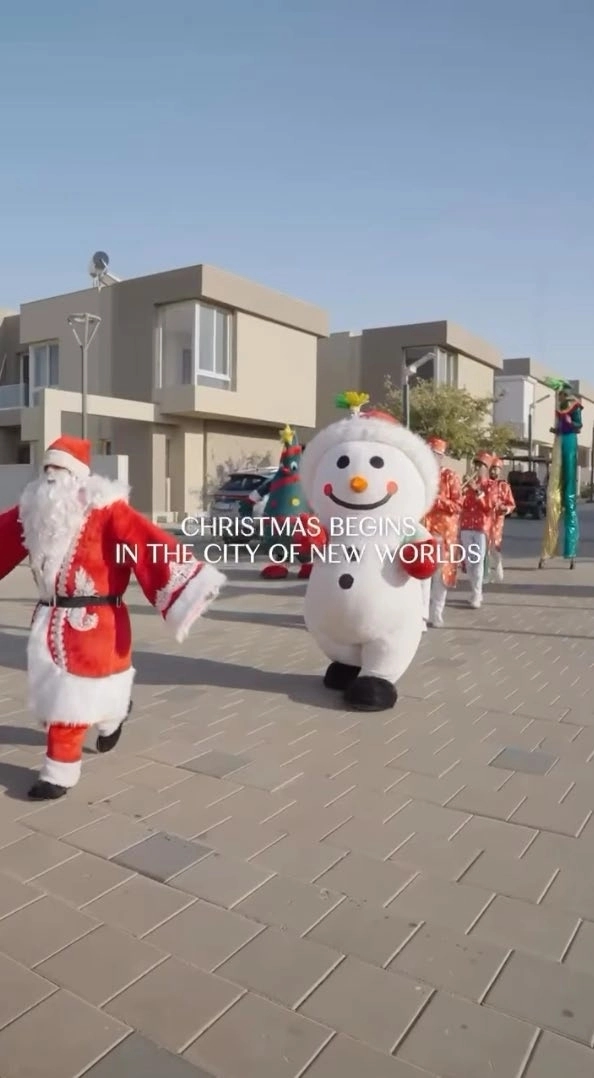 Badya Christmas Activation - gallery - page-016-image-01.jpg